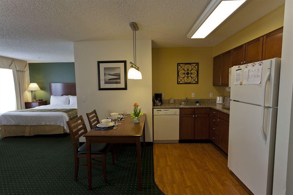 Residence Inn By Marriott Denver Airport At Gateway Park Aurora Exterior foto